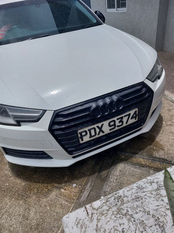 AUDI - A4 1.4T FSI - PDX9374