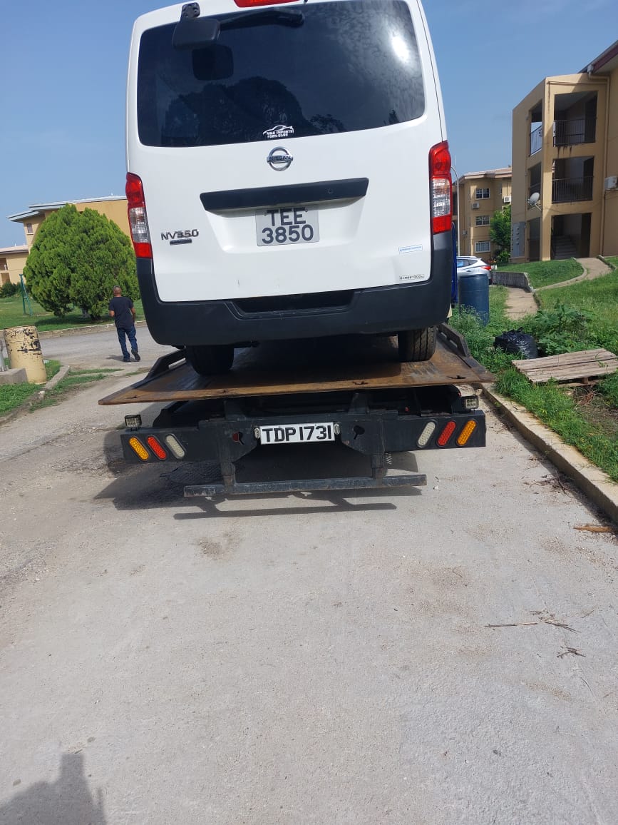 2016 Nissan NV350, registration TEE3850